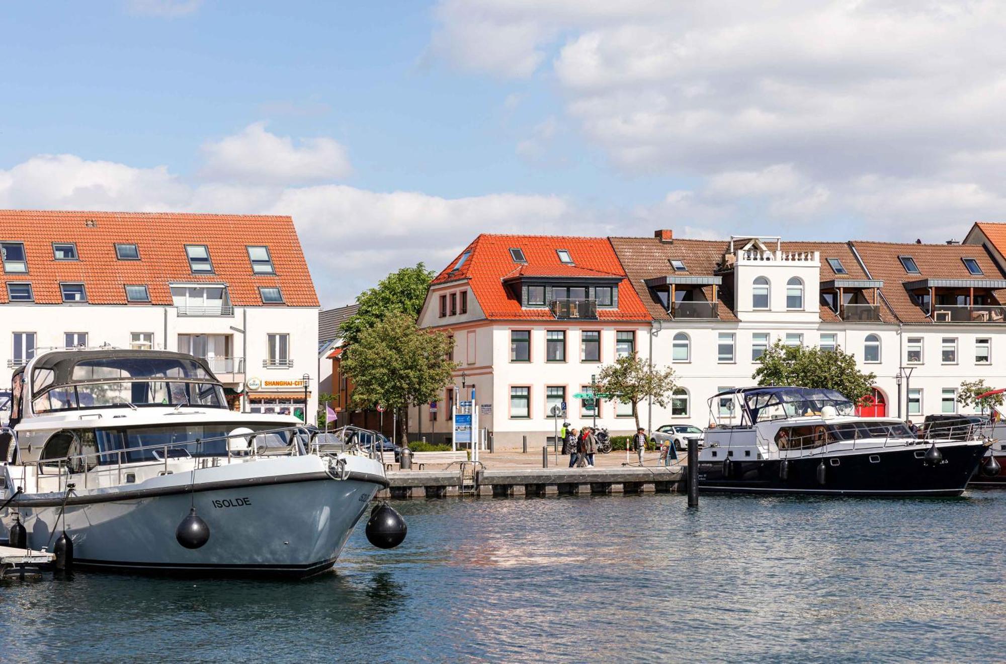 Ferienwohnung MüritzAusblick Waren  Exterior foto